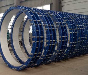 ������s���^